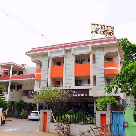 Hotel Vels Court Palani Exteriör bild