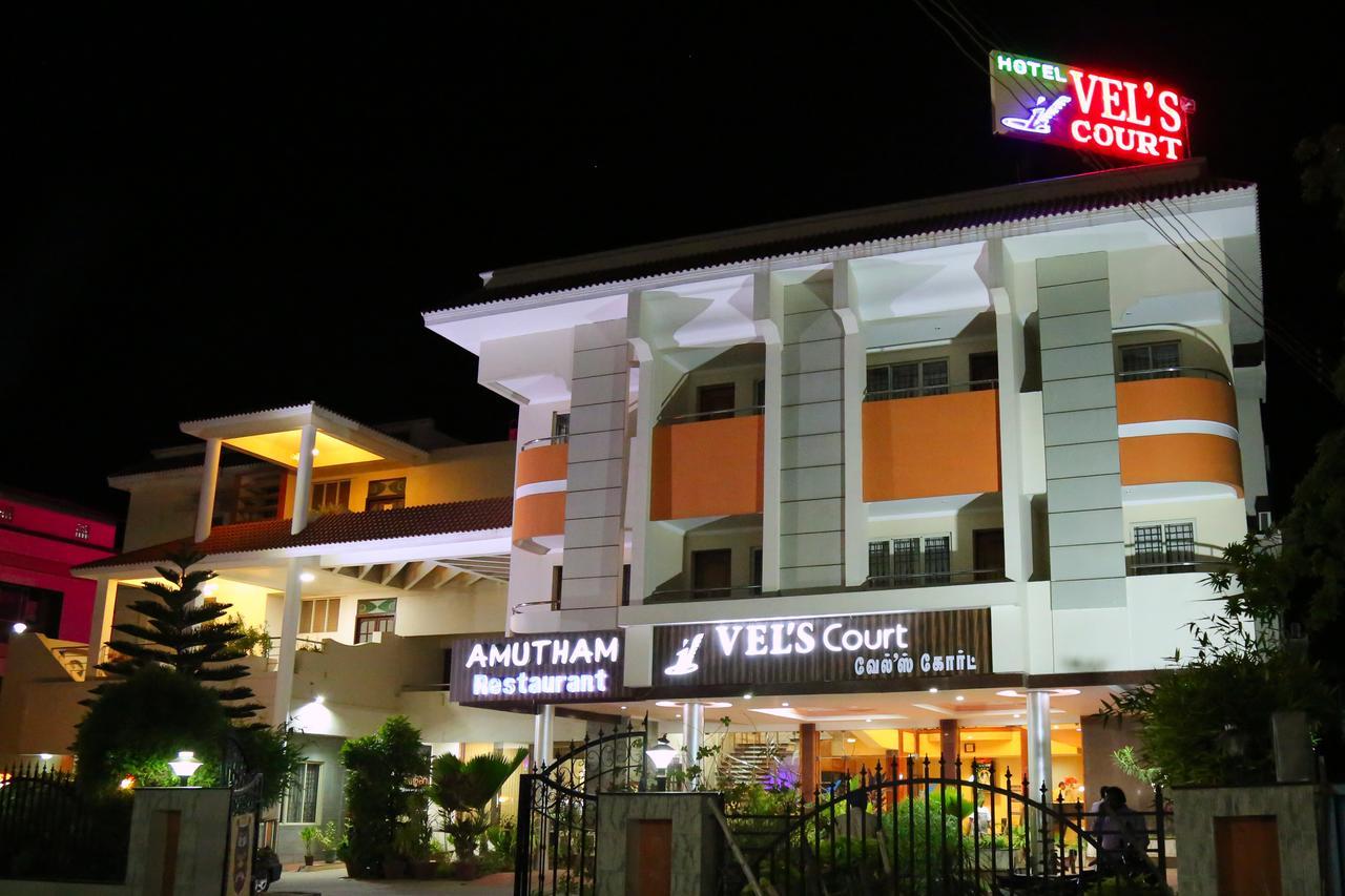 Hotel Vels Court Palani Exteriör bild